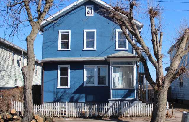 335 Phelps Street unit: 1