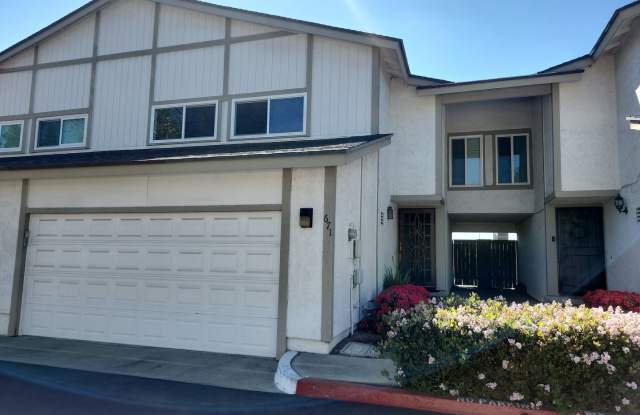 Large Condo in Claremont