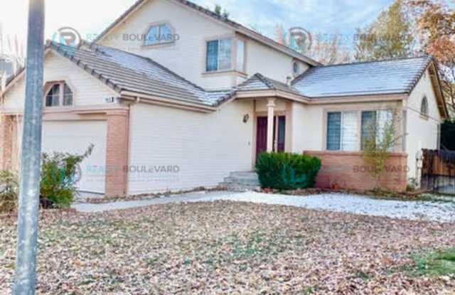 Well-Appointed 4BR Home with Open Floorplan & Expansive Yard