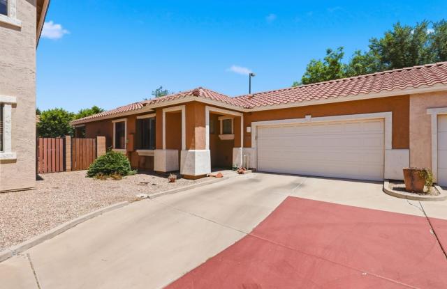 881 S Porter Street