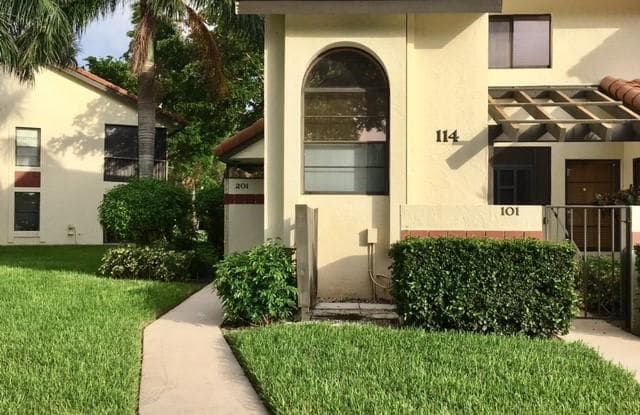 10263 N Circle Lake Drive - 10263 North Circle Lake Drive, Palm Beach County, FL 33437