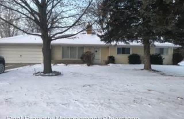 20999 15 Mile Road - 20999 15 Mile Road, Macomb County, MI 48035