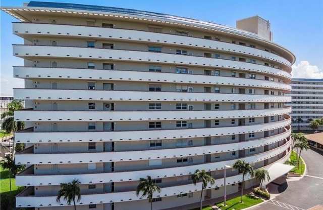 1301 E Hillsboro Blvd