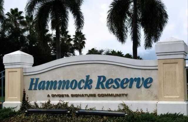 4601 Hammock Circle