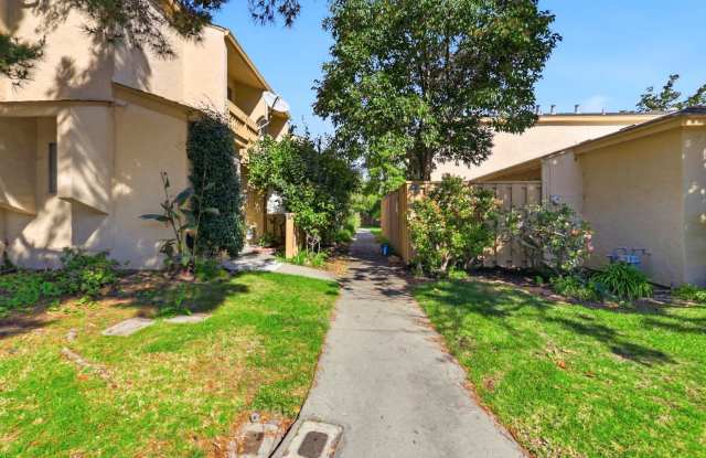 Sunset Park Townhouse Available for Rent!