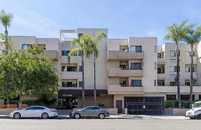 Photo of 435 S Virgil Ave Apt 106