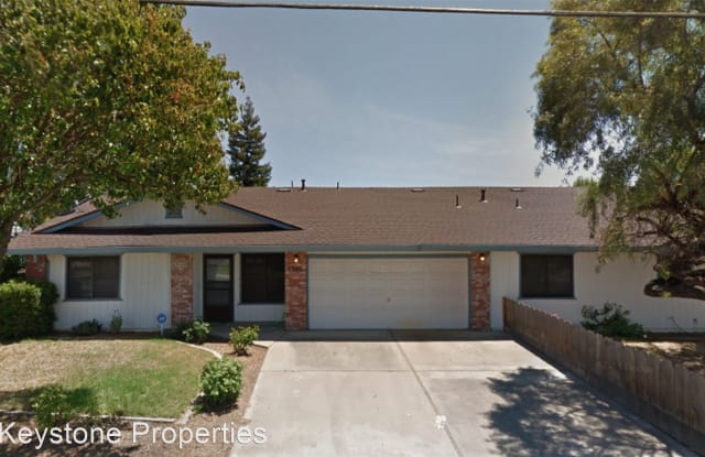 1300 N. Rosemore - 1300 Rosemore Avenue, Modesto, CA 95358