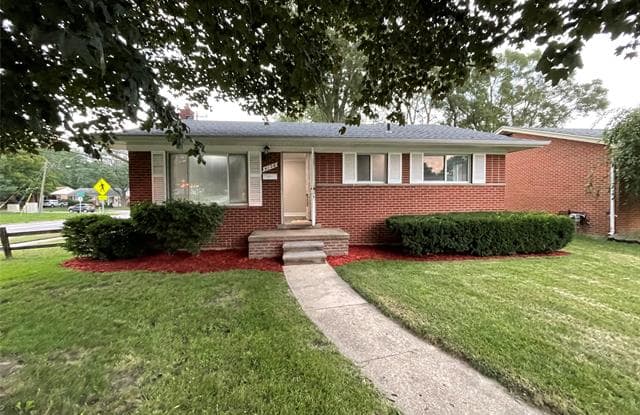 4126 WOODLAND Avenue - 4126 Woodland Avenue, Royal Oak, MI 48073