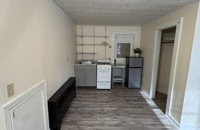 812 Stillwater Avenue