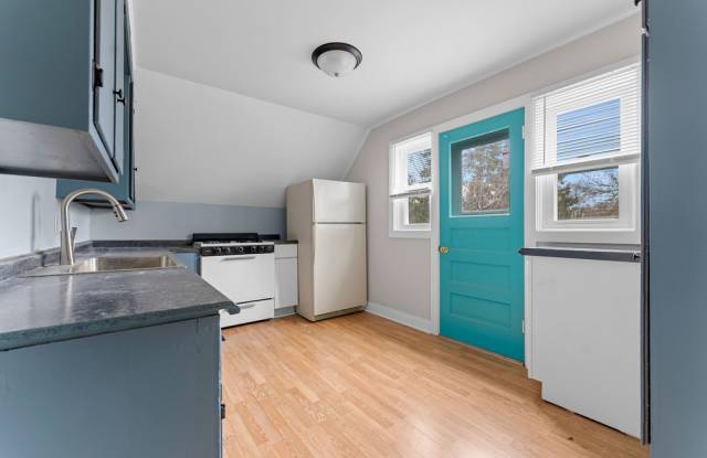 1707 Jefferson Str - A- Upper