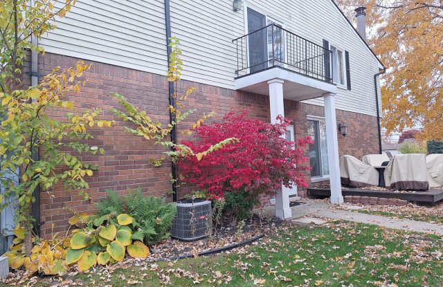 Charming Chesterfield Townhouse