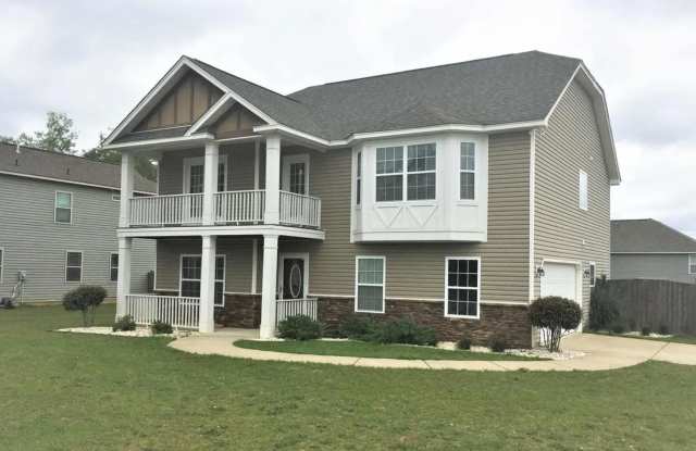 Photo of Charming 3-bedroom, 2.5-bathroom home located in the heart of Hopkins, SC