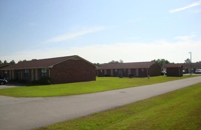 1140 Kellum Loop Road - 1140 Kellum Loop Road, Onslow County, NC 28546