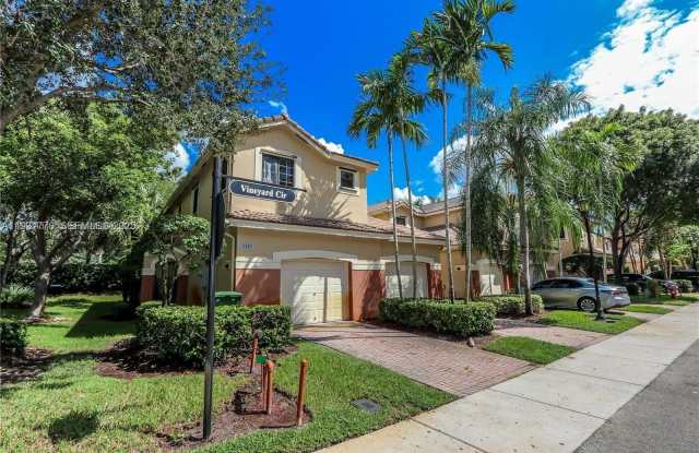 Photo of 4333 Vineyard Cir