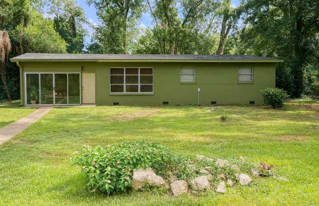 Photo of 3 Bedroom House - Prime Location