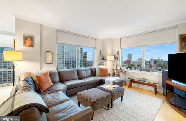 400-26 S BROAD Street unit: 2407