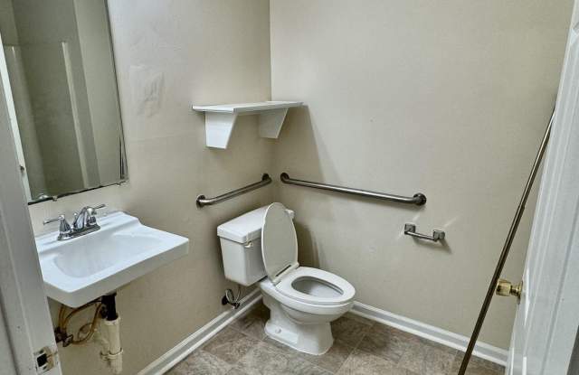 772 E 3rd Street unit: K