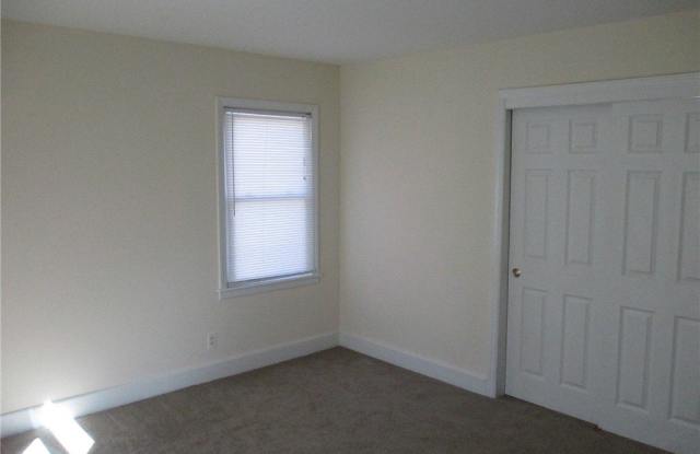 Photo of 305 Augusta Road