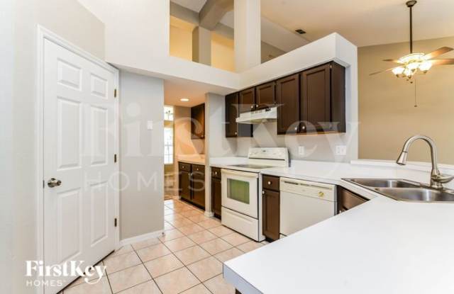 2841 Picadilly Circle