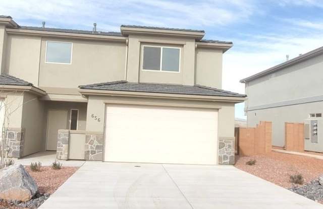 Red Mountain Vista Town Home- End Unit