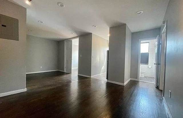 1517 White Plains Road