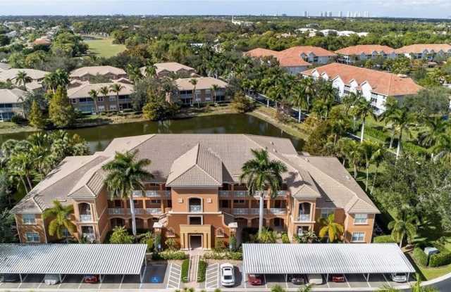 9601 Spanish Moss Way