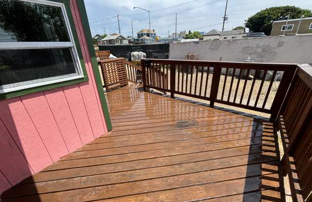 Photo of 2059 National Avenue