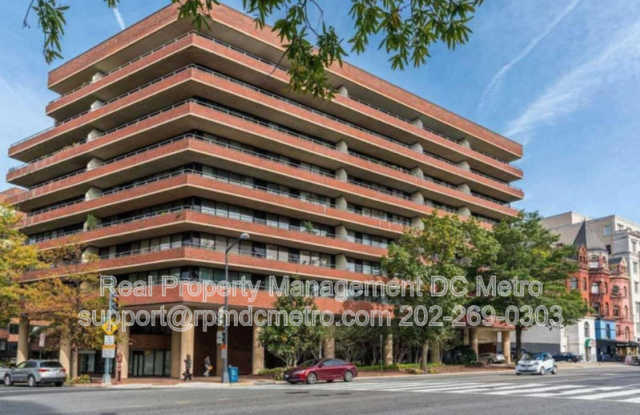 2555 Pennsylvania Ave NW