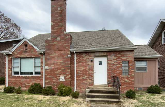 2121 W Main St