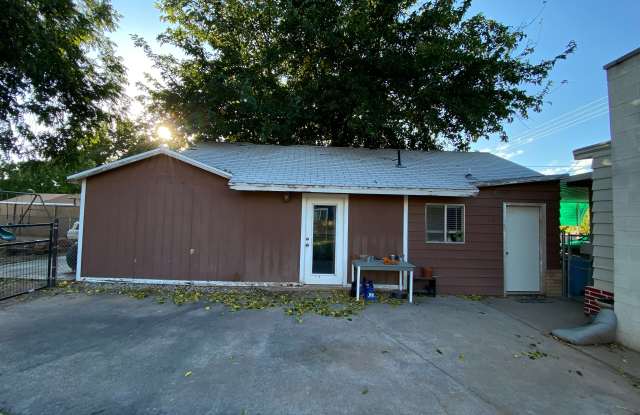 Photo of 323 W 400 S