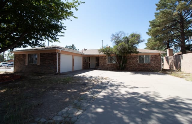 1401 Field Dr NE - 1401 Field Drive Northeast, Albuquerque, NM 87112