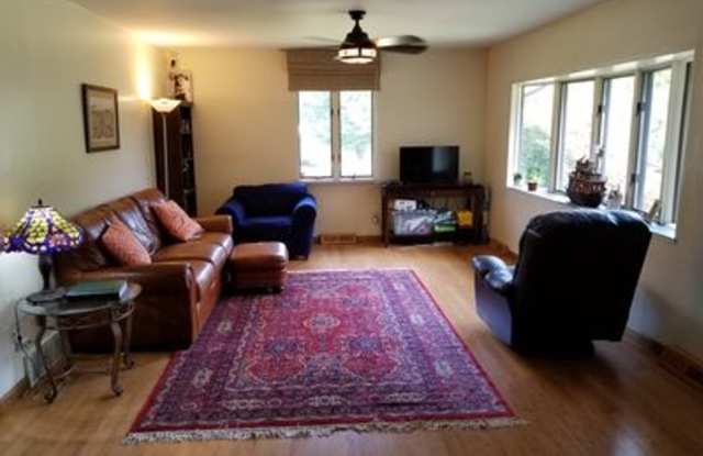 410 Narragansett Drive