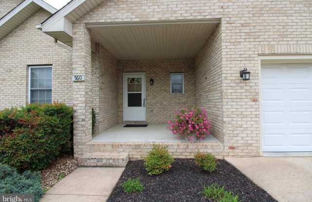 560 MASSANUTTEN Court