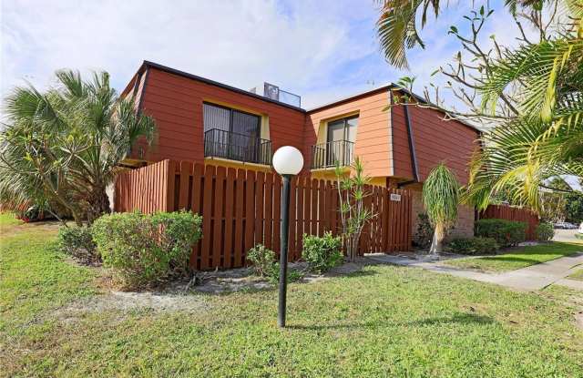 1526 Park Meadows Drive unit: 1