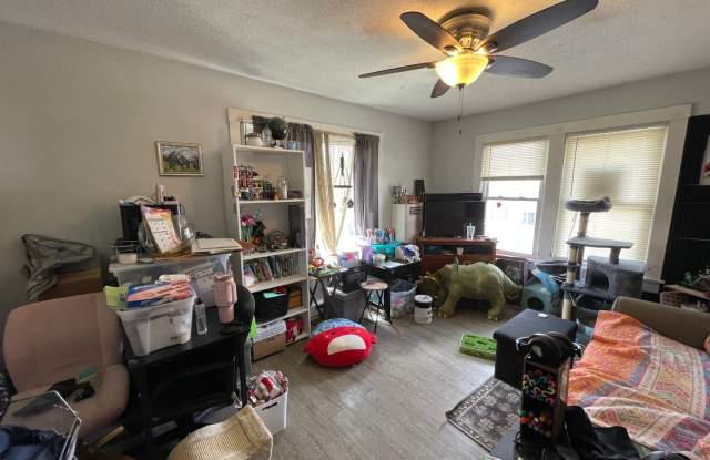 Upper 2 Bedroom Unit of Duplex