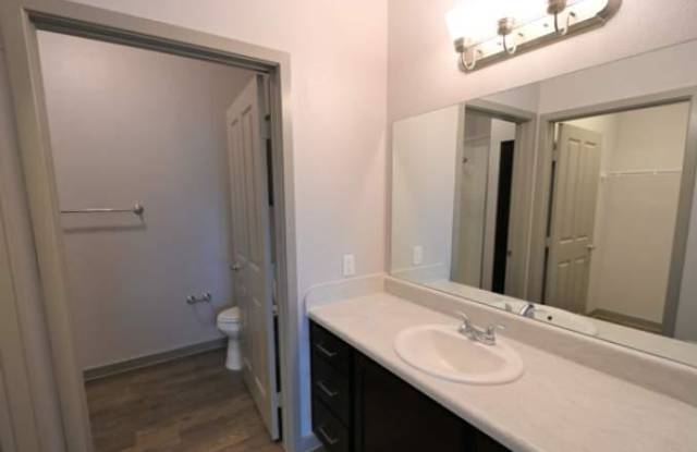 1226 Mira Vista, #1212