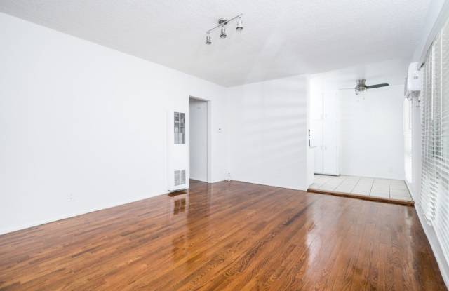 336 S Alexandria Ave