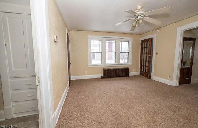 3114 Neosho Road unit: Up