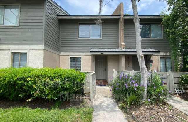 7701 Baymeadows Circle West