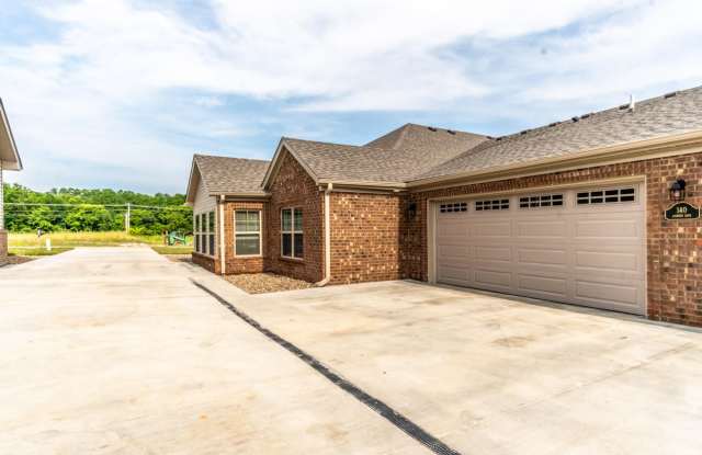 164 Garden Gate Drive - 164 Garden Gate Drive, Berea, KY 40403