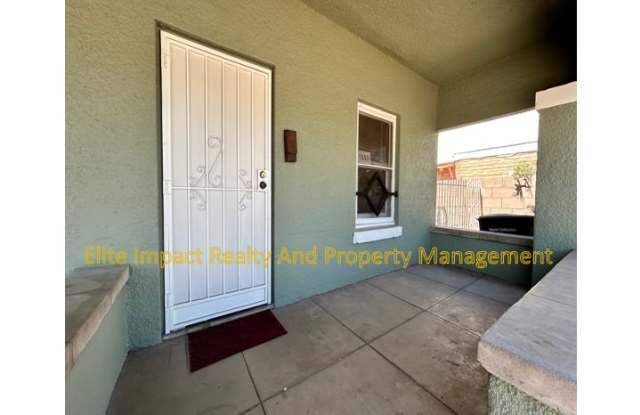 1303 North Park Avenue