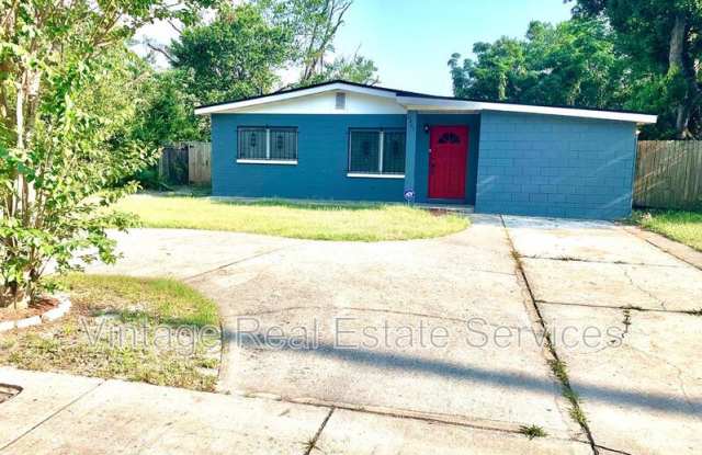 Photo of 4203 E Yukon St