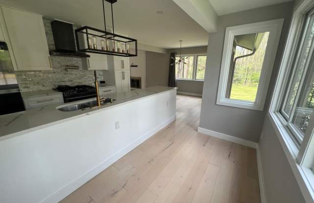 10209 WESTFORD DRIVE