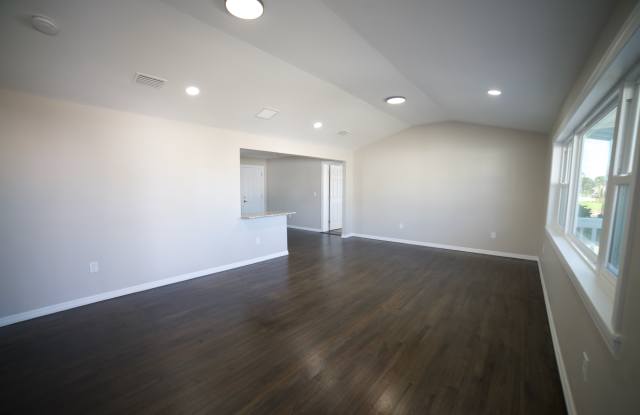 246 Ponce De Leon Drive