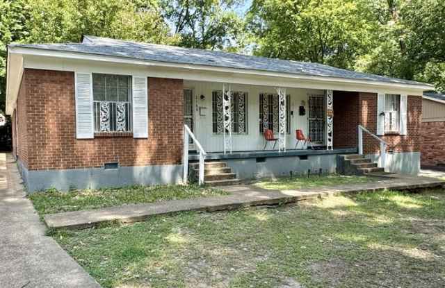 Photo of 2168 Carnes Avenue