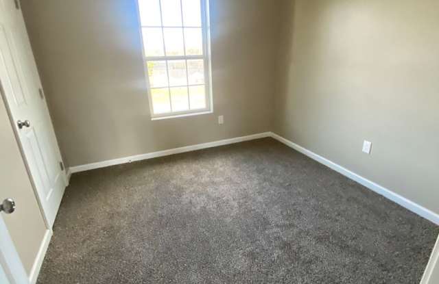 Photo of Now Leasing - 3 bedroom 2 bath White Pine, TN