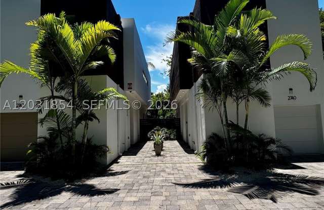 2740 SW 29th Ave