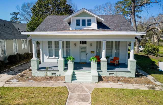 613 West Pine Street