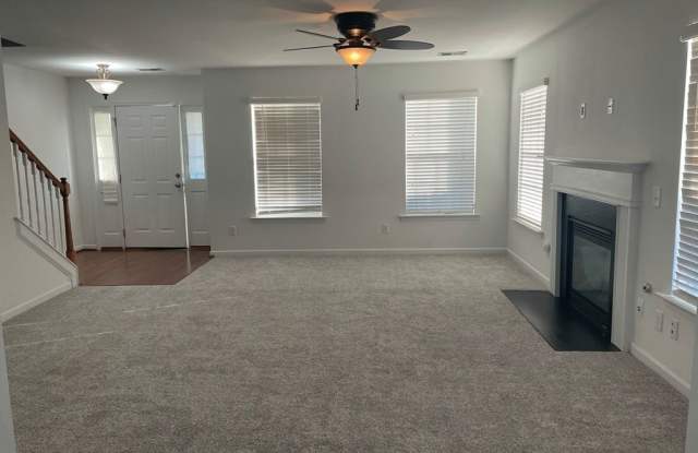 3215 Lauderdale Lane