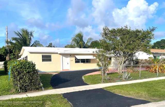 4961 NW 15th St - 4961 Northwest 15th Street, Lauderhill, FL 33313